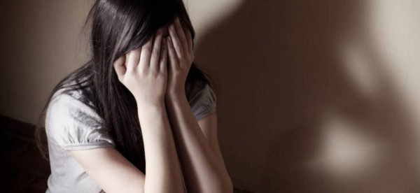 جراح مسالك بولية يستغل غياب مريضته عن الوعي ويغتصبها.. هكذا اكتشفت الأمر