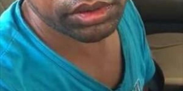 شاهد مصير شاب مصري ارتكب فعلا فاضحا داخل سيارته أمام بنات الجامعة