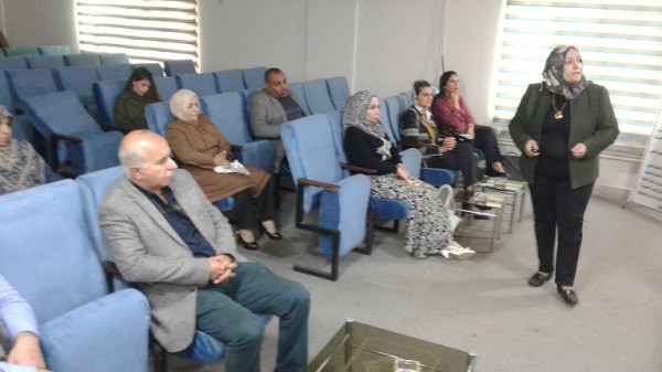 محاضرة علمية في كلية طب المستنصرية حول الادمان عند الحوامل