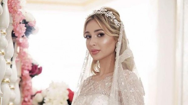 صور زفاف عروس شيشانية بفساتين زهير مراد وإيلي صعب بنصف مليون دولار