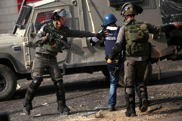 منتدى الإعلاميين يدين اعتقال قوات الاحتلال 3 صحفيين في الضفة