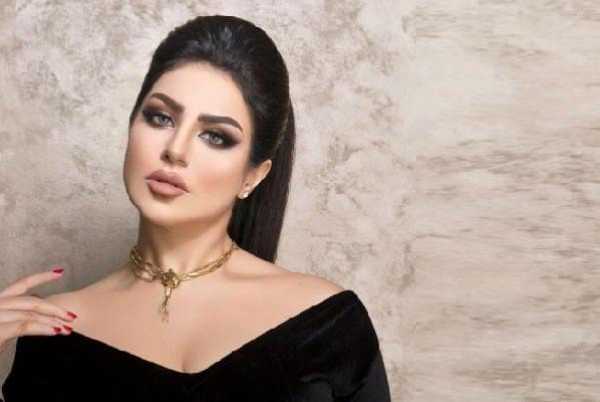 حليمة بولند تستفز جمهورها بهدية صادمة لابنتها الطفلة