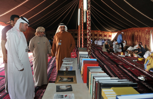 نادي تراث الإمارات يشارك في مخيم البيت متوحد بمهرجان الظفرة