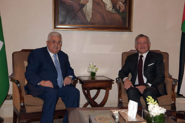 الكشف عن تفاصيل اللقاء: الرئيس عباس يجتمع مع العاهل الأردني في عمّان