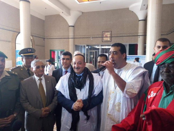 المغرب: جمعية منار العيون تكرم وزير الثقافة