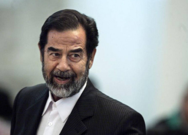 شاهد: عراقيون يحيون الذكرى الـ12 لإعدام صدام حسين