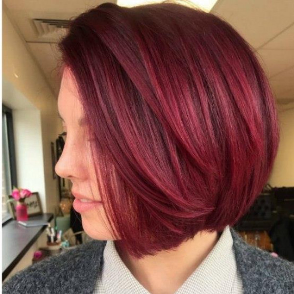 موضة شتاء 2019.. كيف تصبغين شعرك للون الأحمر بطريقة طبيعية في المنزل؟