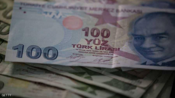 "عجز الحكومة التركية" يهدد الليرة بالانهيار الكبير