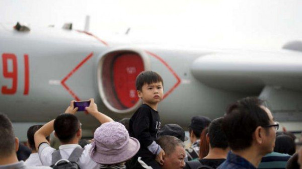 الصين تكشف عن نسختها الخاصة من "أم القنابل"
