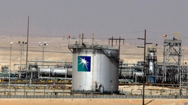 السعودية تعلن عن زيادة طفيفة في احتياطياتها من النفط الخام