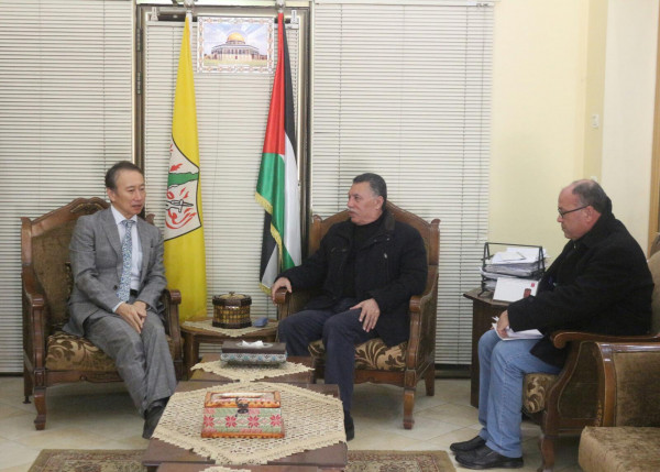 حلس يستقبل السفير الياباني في فلسطين