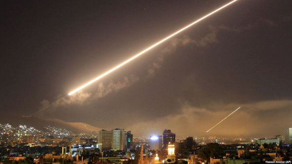 شاهد: الجيش الإسرائيلي يُعلن قصف أهداف لفيلق القدس الإيراني في سوريا