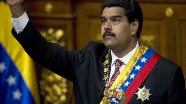 مادورو يأمر بمراجعة العلاقات الدبلوماسية مع الولايات المتحدة