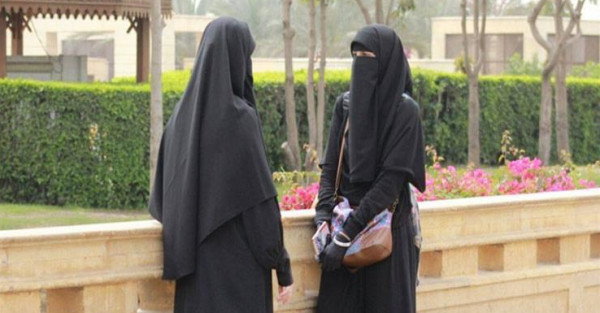 مستشار المفتي: لا يجوز الاستهزاء بمن تلبس النقاب