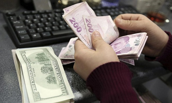 الرئيس أردوغان: سعر الدولار مقابل الليرة آخذ بالهبوط