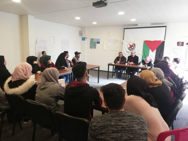 ورشة شبابية لأشد في مخيم عين الحلوة حول مشكلات الشباب الفلسطيني