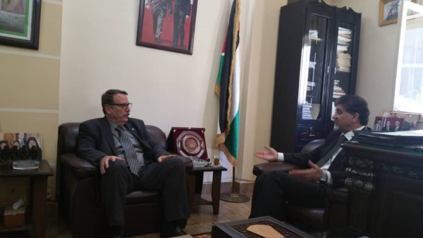 السفير عبد الهادي يبحث مع سفير جمهورية كوبا تطورات القضية الفلسطينية