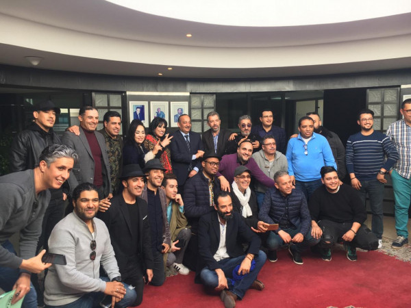 نجوم الفن المغربي يدافعون عن حقوق المؤلف في لقاء مع وزير الثقافة و الاتصال