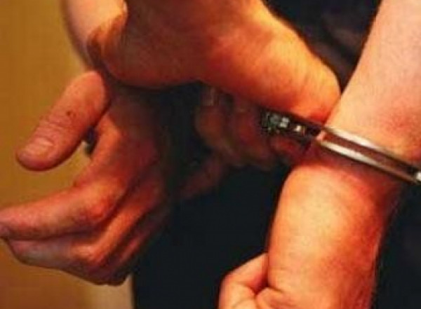 الشرطة تلقي القبض على شخص صادر بحقه حكم قضائي 10 سنوات في قلقيلية