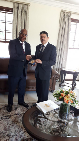 وزير خارجية مملكة ليسوتو يزور سفارة فلسطين