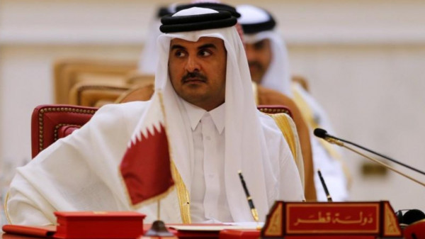 شاهد: عمرو أديب يسخر من "أمير قطر" بعد مقاطعته القمة العربية الأوروبية