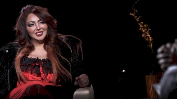 مونيا الكويتية تنفعل على الهواء بسبب قضية المقاطع الإباحية: "إنت خبيث"