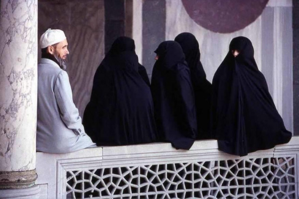 شيخ الأزهر: تعدد الزوجات ظلم للمرأة والأولاد