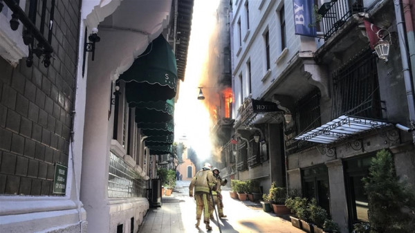 مصرع أربعة أشخاص في حريق باسطنبول