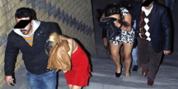 بينهن مُسنة.. 4 نساء عربيات بالكويت يمارسن أعمالًا مخلة بالآداب