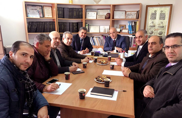 جامعة الخليل واتحاد الصناعات الجلدية الفلسطينية يبحثان سبل التعاون المشترك