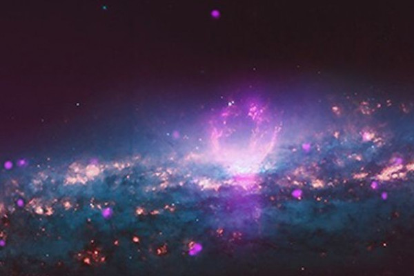 شاهد: صورة كونية مذهلة تلتقطها تلسكوبات ناسا في مجرة غريبة