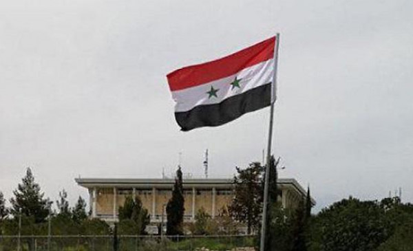 أسباب رفع العلم السوري أمام الكنيست الإسرائيلي