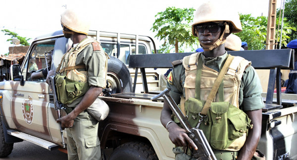 مقتل 16 جندي مالي بهجوم على قاعدة عسكرية