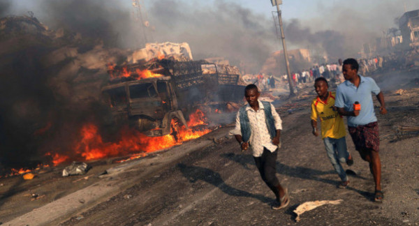 11 قتيلا بينهم نائب وزير في انفجار سيارة ملغومة بالصومال