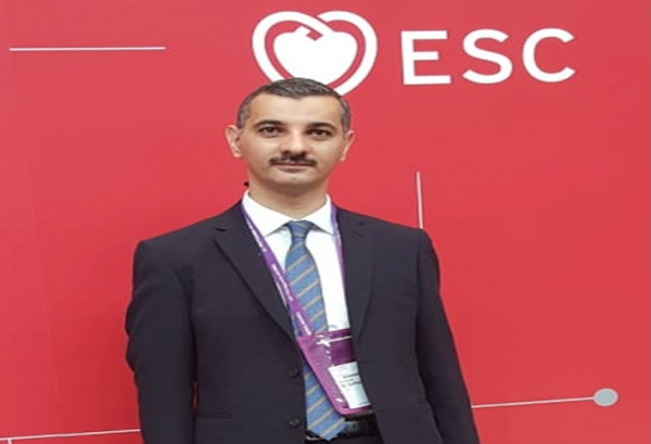 تدريسي بكلية طب المستنصرية يجتاز آخر امتحان لزمالة كلية الأطباء المركة البريطانية