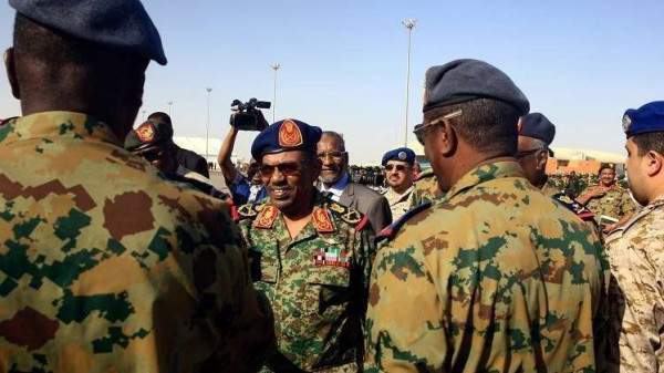 الرئيس السوداني البلاد مستهدفة والتظاهرات ليست تخريبا