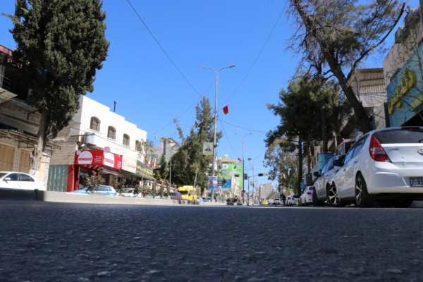 بلدية الخليل تطلق خدمة الانترنت المجاني في شارع عين سارة