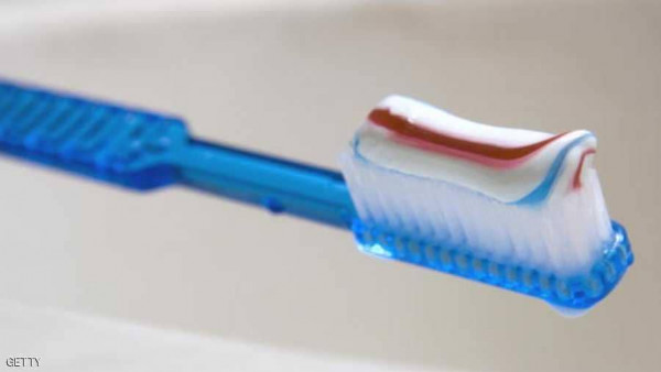 للنساء فقط.. 10 استخدامات "خاصة" لمعجون الأسنان