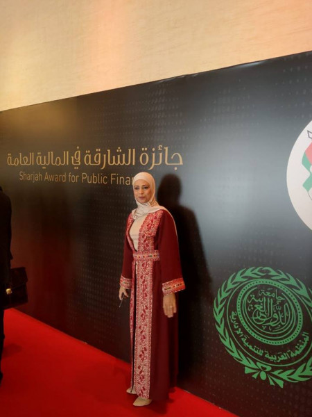هنادي براهمة تحصل على جائزة أفضل مدير موازنة عربي في الوطن العربي