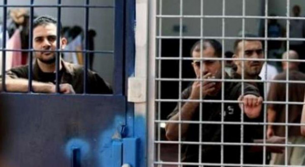 فروانة: إسرائيل تواصل اعتقال (21) أسيرًا أردنيًا وسوريًا في سجونها