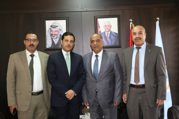 وزير العدل يلتقي السفير الأردني لتعزيز التعاون في المجال العدلي