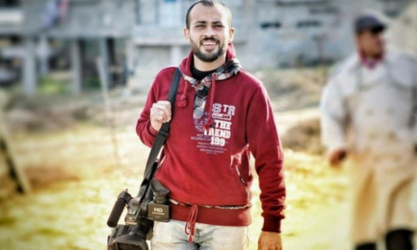 الذكرى الأولى لاستشهاد الصحفي الفلسطيني أحمد أبو حسين
