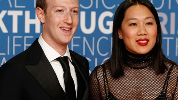 مؤسس فيسبوك يخترع جهازا عبقريا لمساعدة زوجته على النوم