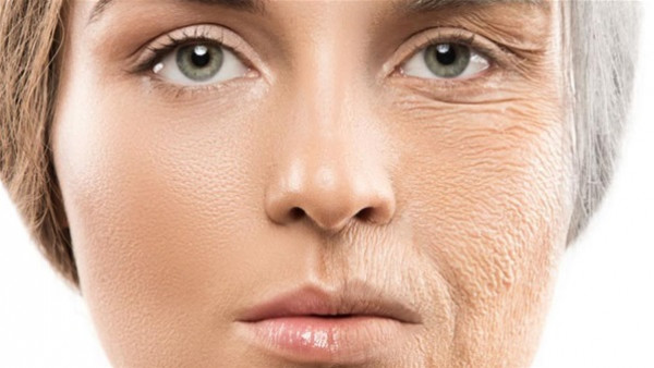 وجهك أكبر من سنك.. 5 عادات شائعة تسبب الشيخوخة