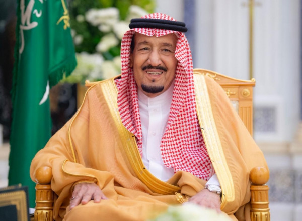 الملك سلمان: السعودية أخذت على عاتقها خدمة الإسلام بعيدًا عن كل ما يشوه صورته