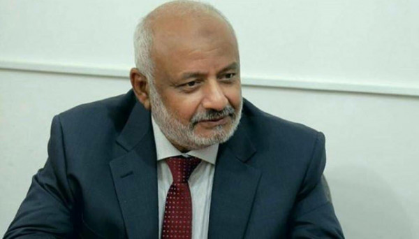 محافظ الحديدة: صرف المرتبات ساهم بتخفيف معاناة المواطنين مع دخول شهر رمضان