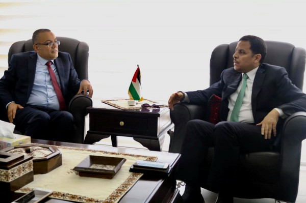 أبو سيف يستقبل السفير الأردني في فلسطين