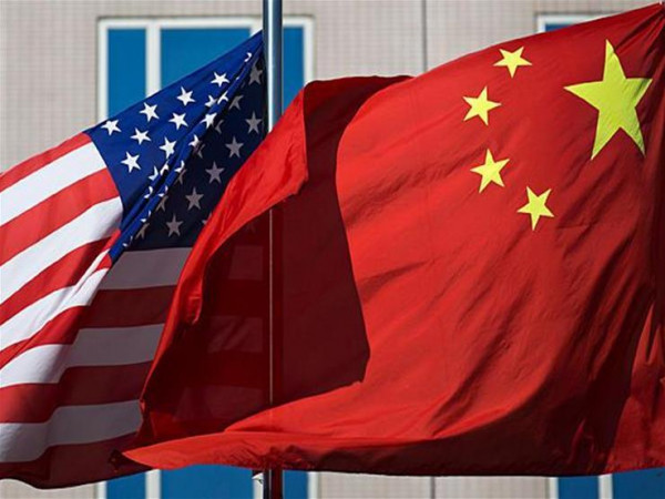 الصين تُهدد بالردّ على أية تعريفات جديدة تفرضها واشنطن