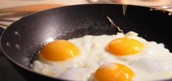 فيديو: تناول البيض بانتظام يحمي من فقدان البصر