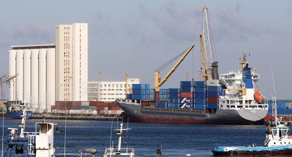 تعرض أربع سفن تجارية لعمليات تخريبية في الإمارات